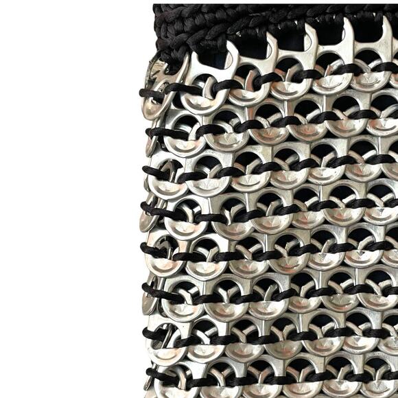 Women black bag. Made with Recycle coke can tops - Picture 4 of 12